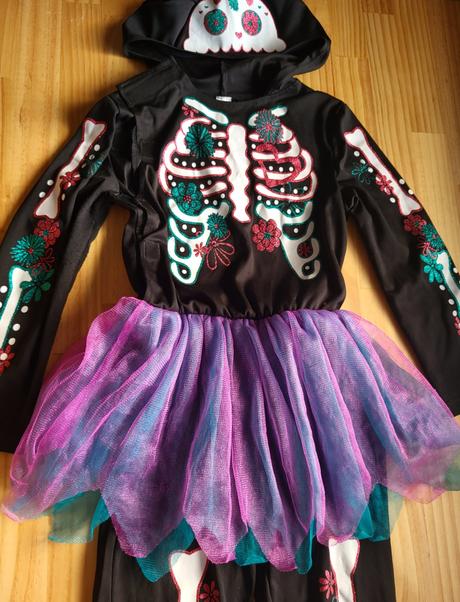 Halloween overal na 7-8 rokov, 