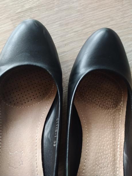 Lodičky s koženou stielkou, 38