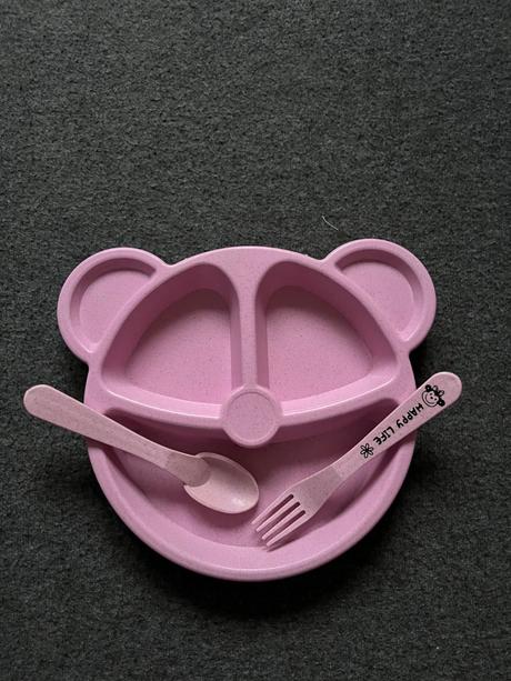 Deliaci tanierik, lyžička a vidlička, 