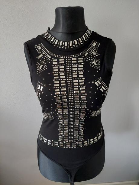 Spoločenské body č.34, gate,xs