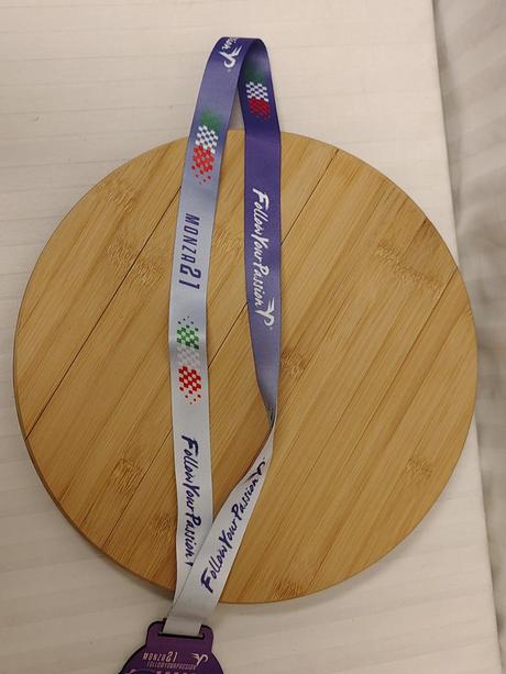 Zber merch oficiálna drevená medaila monza21, 2023,