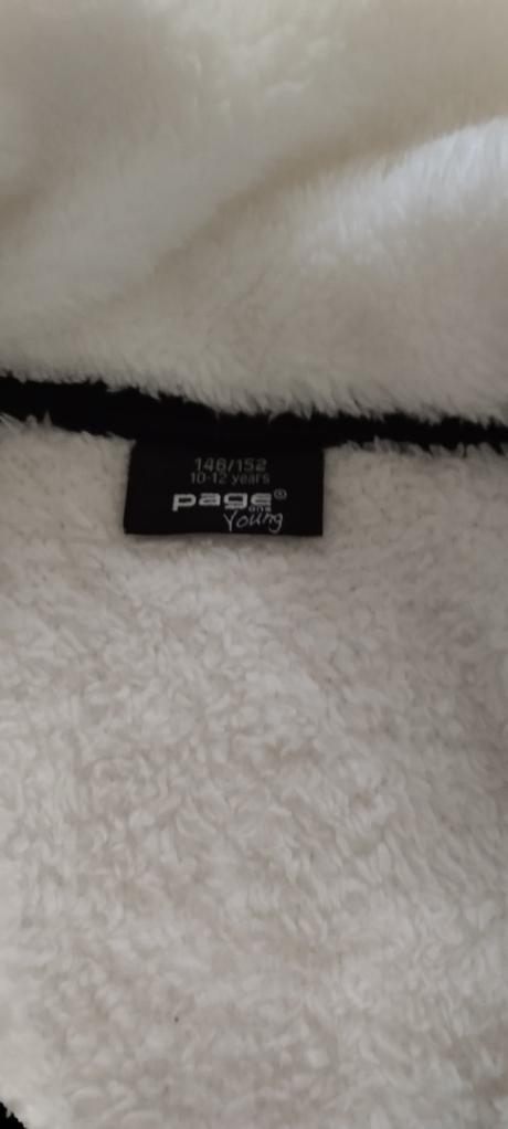 "huňatá" mikina, 146