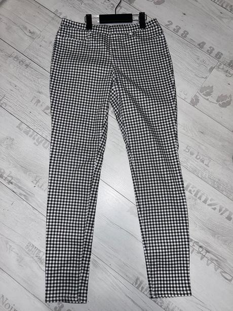 Damske nohavice a leginy, m