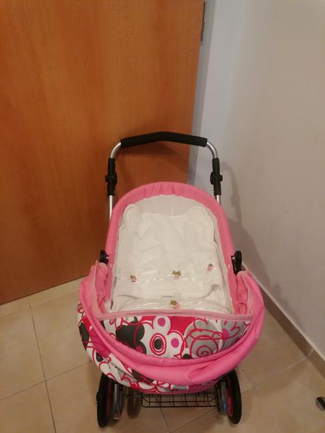 Kočík pre bábiky, 