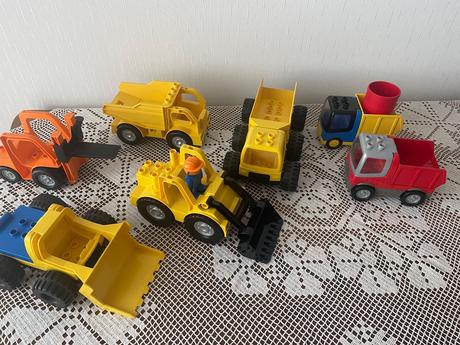 Lego duplo stavebne stroje, 