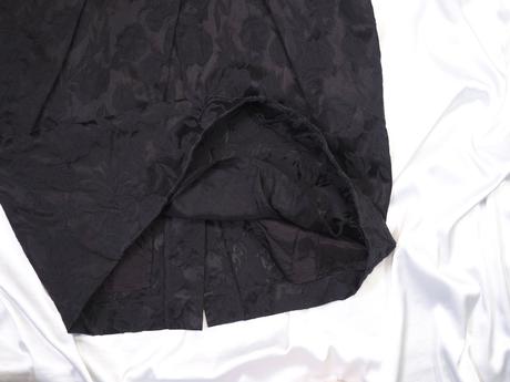 Kvalitné elegantné šaty bialcon, 38