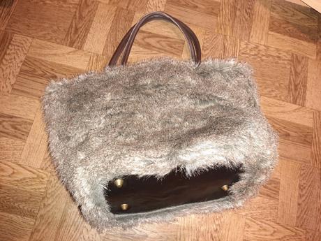 Kožušinová kabelka.,