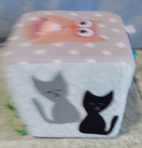 Interaktívna látková kocka, slniečko, 15 cm,