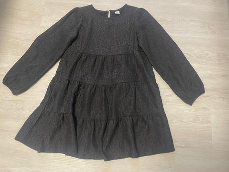 Čierne volanove šaty. veľ.10-11 rokov, lindex,146