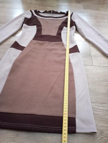 Šaty hnedých odtieňov, xs