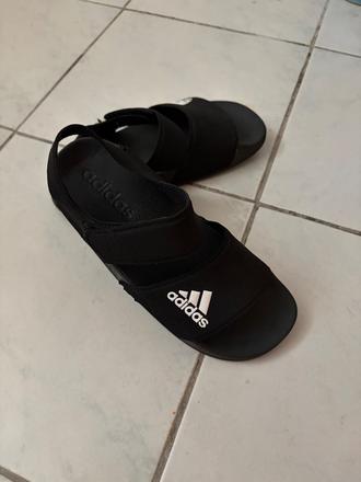 Adidas originál sandále párkrát obuté, adidas,35