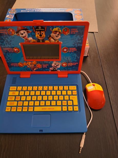 Detský laptop - lexibook hu-an jazykom,