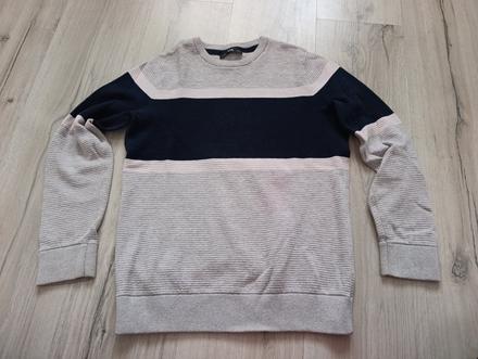 Pekný tenší sveter, c&a,152