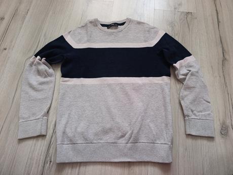 Pekný tenší sveter, c&a,152