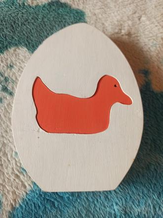 -drevená skladačka, kačička vo vajicku, 