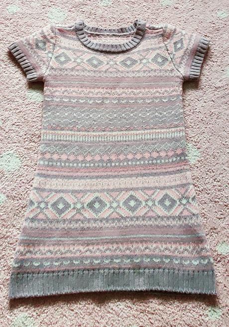 Úpletove šaty, 110