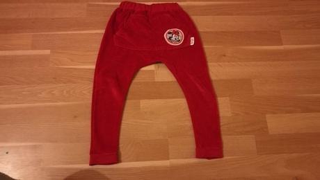 Pudlové tepláčiky, 104