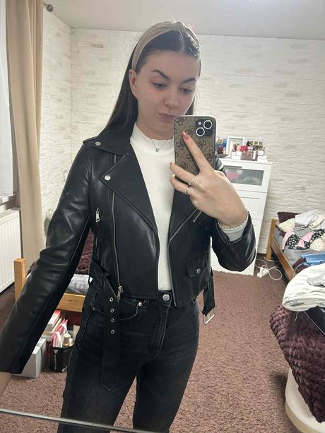 Nosena koženkova bunda veľkosť s, s