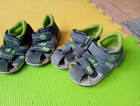 Balík oblečenia dvojičky chlapci, 86