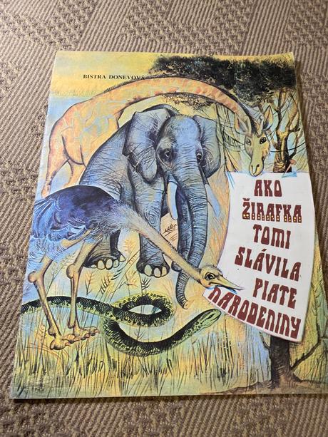 Ako žirafka tomi slávila piate narodeniny,