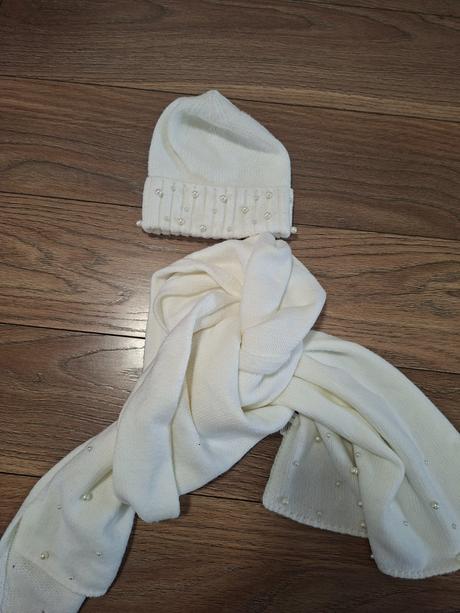 Ciapka sal set, reserved,122