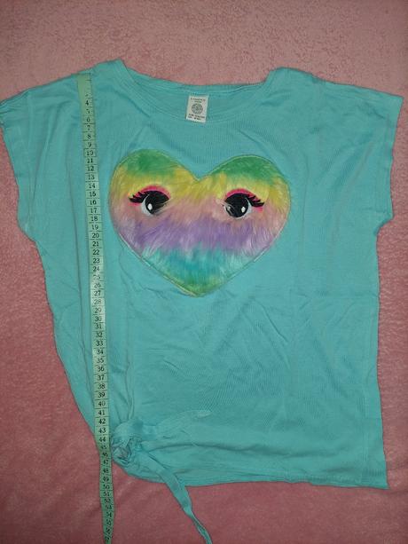 Tricko s chlpatou aplikaciou, 134