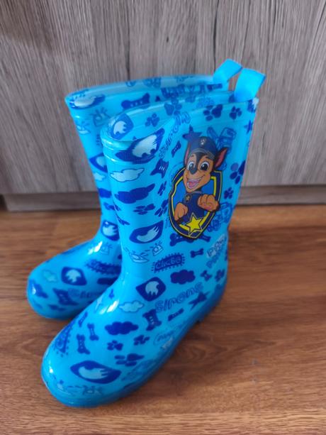 Svietiace gumáky 30, sinsay,30