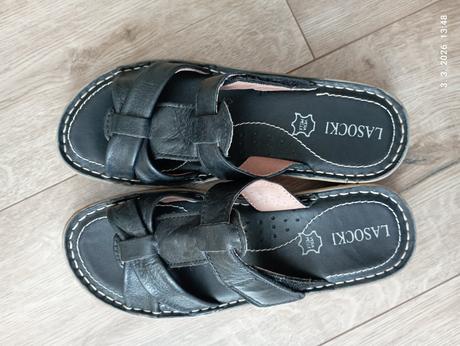 Kožené šľapky (už s poštou), lasocki,35