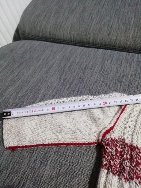 Ručne štrikovaný svetrík, 74