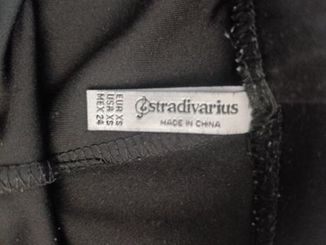 Elastické šortky, stradivarius,s