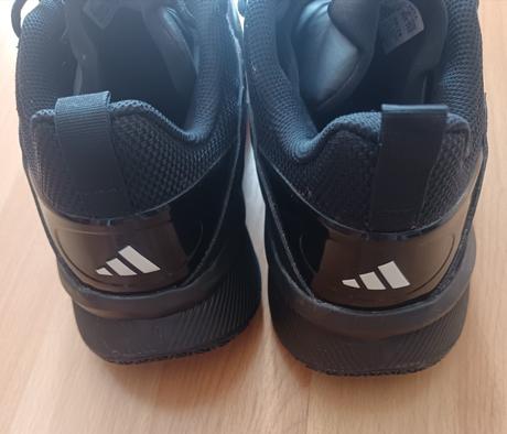 Spickove adidasy, adidas,42