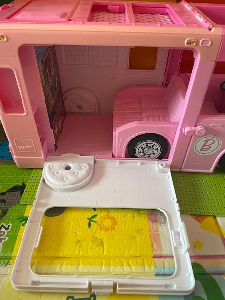 Karavan barbie,