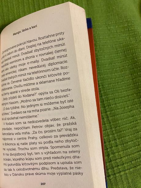 Krásna kniha evita press mango láska karí, 