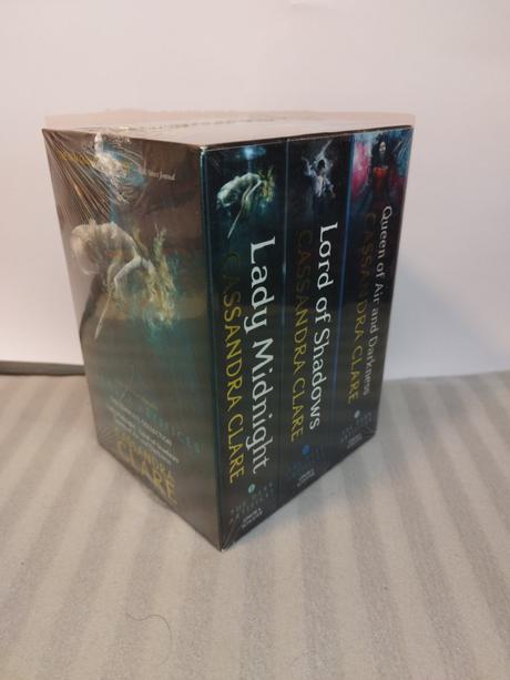 Cassandra clare - the dark artifices nau24, 