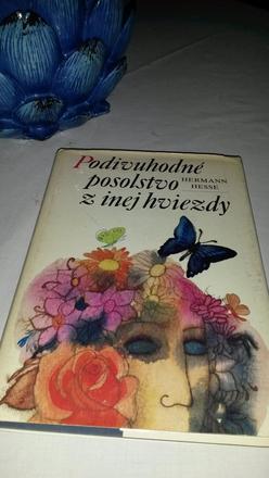 Kniha - podivuhodné posolstvo z inej hviezdy,