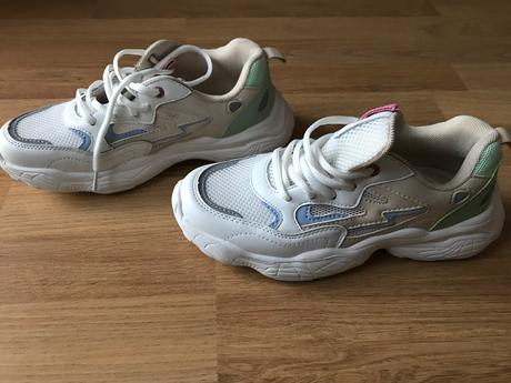 Tenisky, reserved,37