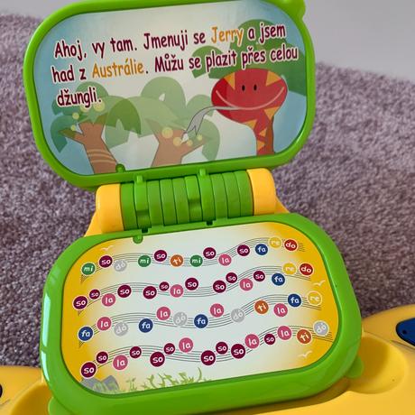 Hudobný hovoriaci klavír,