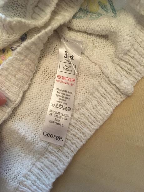 Krasny svetrik so zajacikom, george,104