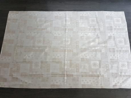 Obrus,obliecky,prestieranie,