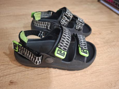 Fiľakovo sandalky, fila,27