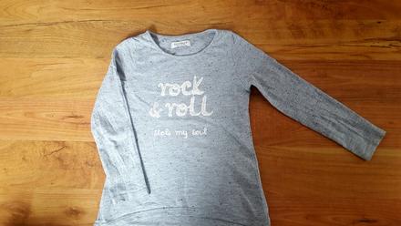 Tricko, na chrbte predlzene, reserved,110