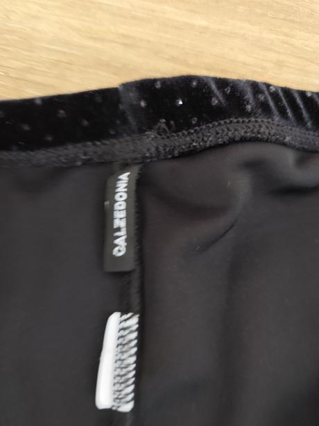 Zamatové legíny, calzedonia,134