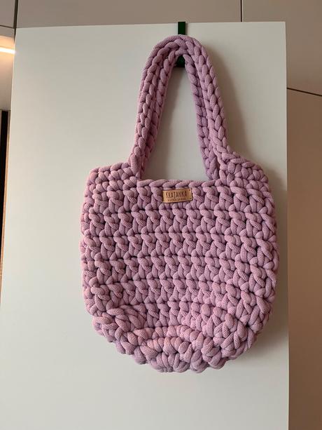 Háčkovaná kabelka, 