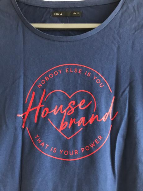 Nové tričko (house), house,s