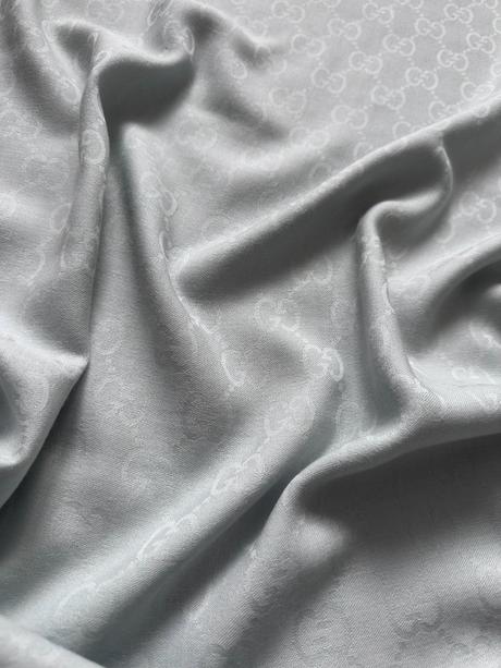 Gucci - modrý šál, 