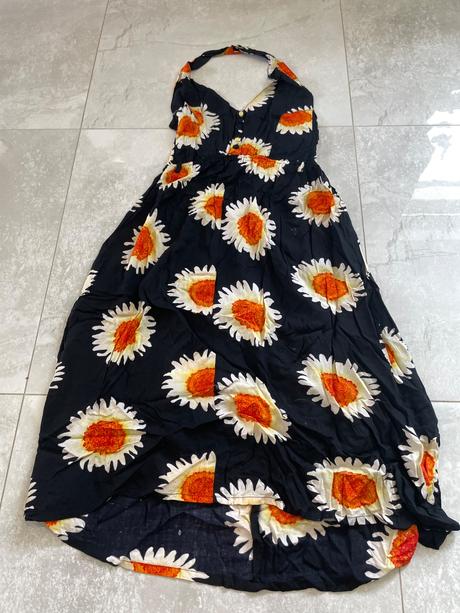 Šaty so slnečnicami cez hlavu, l