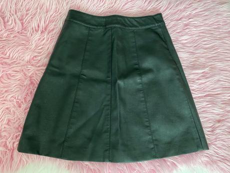 Sukňa na cvoky, h&m,32