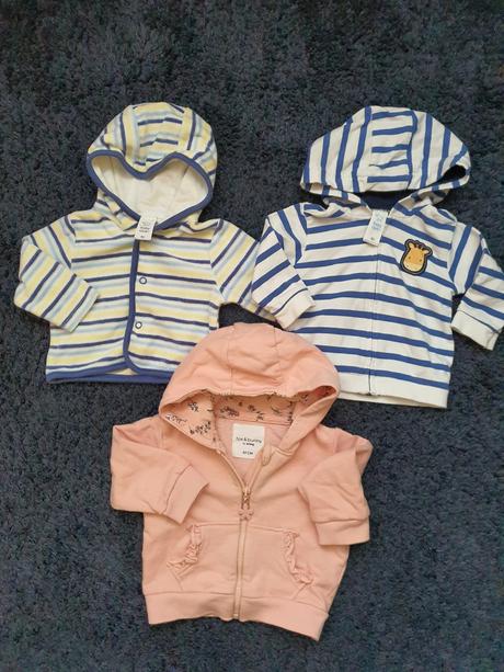 Mikiny veľ. 62, c&a,62