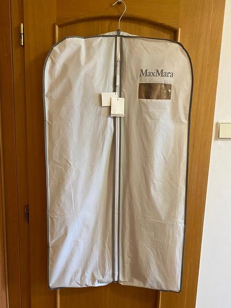 Elegantný vlnený kabát max mara č.42 a rukavice, 42
