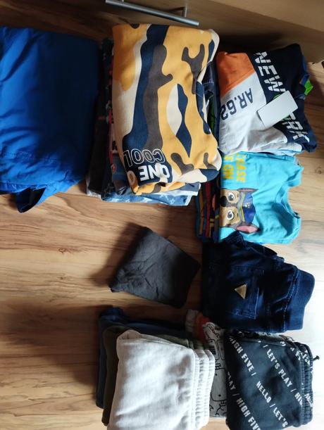Veľký balík oblečenia 41ks, 104–116
